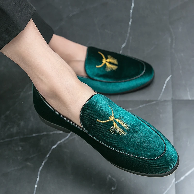 Tenis Masculino 2023 Men Casual Fashion Shoes Loafers Moccasins Slip On Men's Flats Male Driving Shoes Suede Luxury Pointed
Tenis Masculino 2023 Men Casual Fashion Shoes Loafers Moccasins Slip On Men's Flats Male Driving Shoes Suede Luxury Pointed