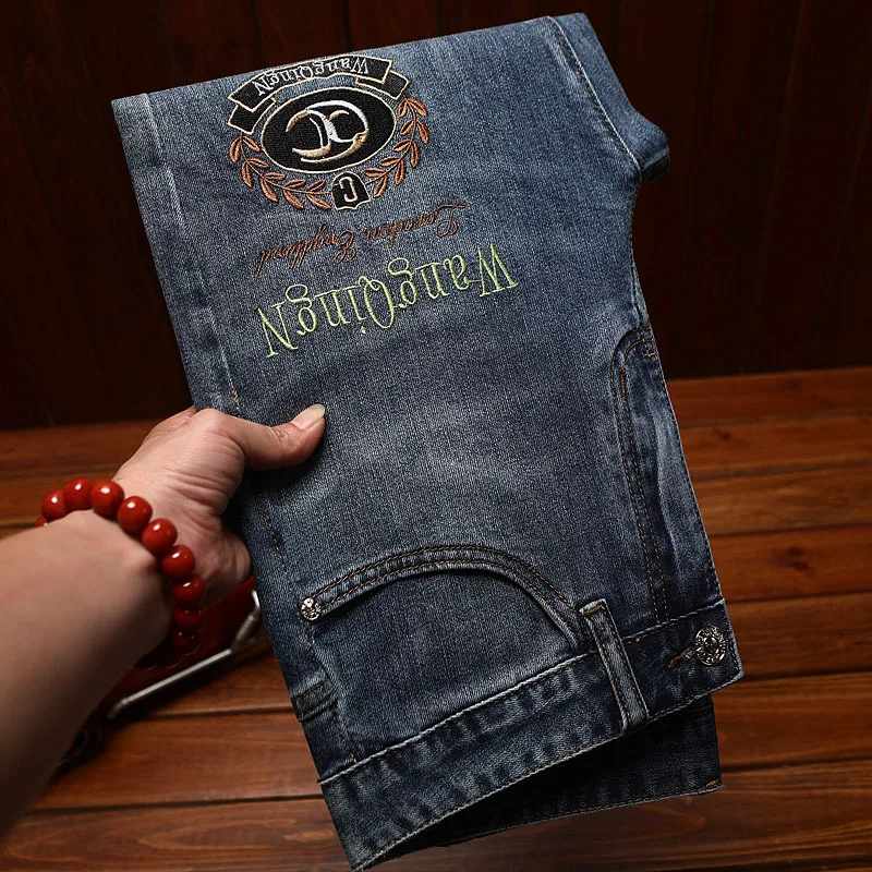 2025 Summer Thin Jeans Men's Trendy Light Luxury Embroidered Printed Stretch Denim Slim Fit Nine Cent Pants
2025 Summer Thin Jeans Men's Trendy Light Luxury Embroidered Printed Stretch Denim Slim Fit Nine Cent Pants