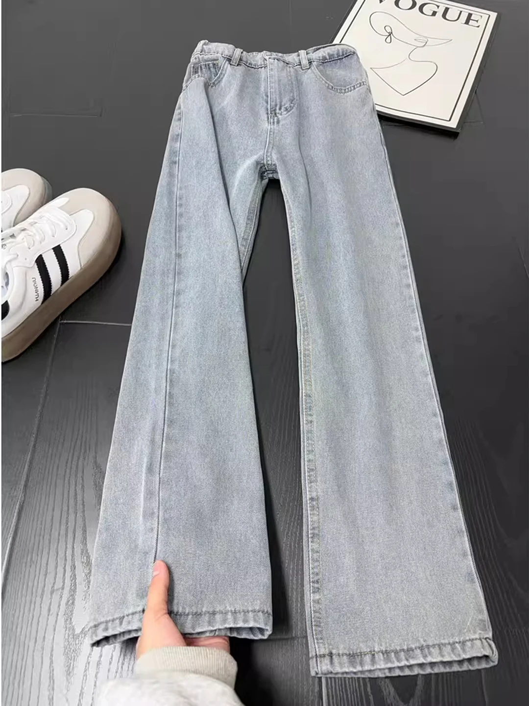 Light Blue Fleece Lined Straight Leg Men's Jeans mid Waist Washed Casual Comfortable Stretchy American Street Style Jeans
Light Blue Fleece Lined Straight Leg Men's Jeans mid Waist Washed Casual Comfortable Stretchy American Street Style Jeans