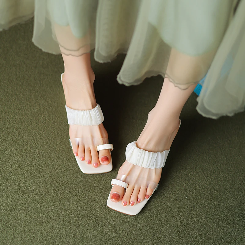 Fairy Tale Comfort: Feather-Light Handmade Leather Sandals for Vacation
Fairy Tale Comfort: Feather-Light Handmade Leather Sandals for Vacation