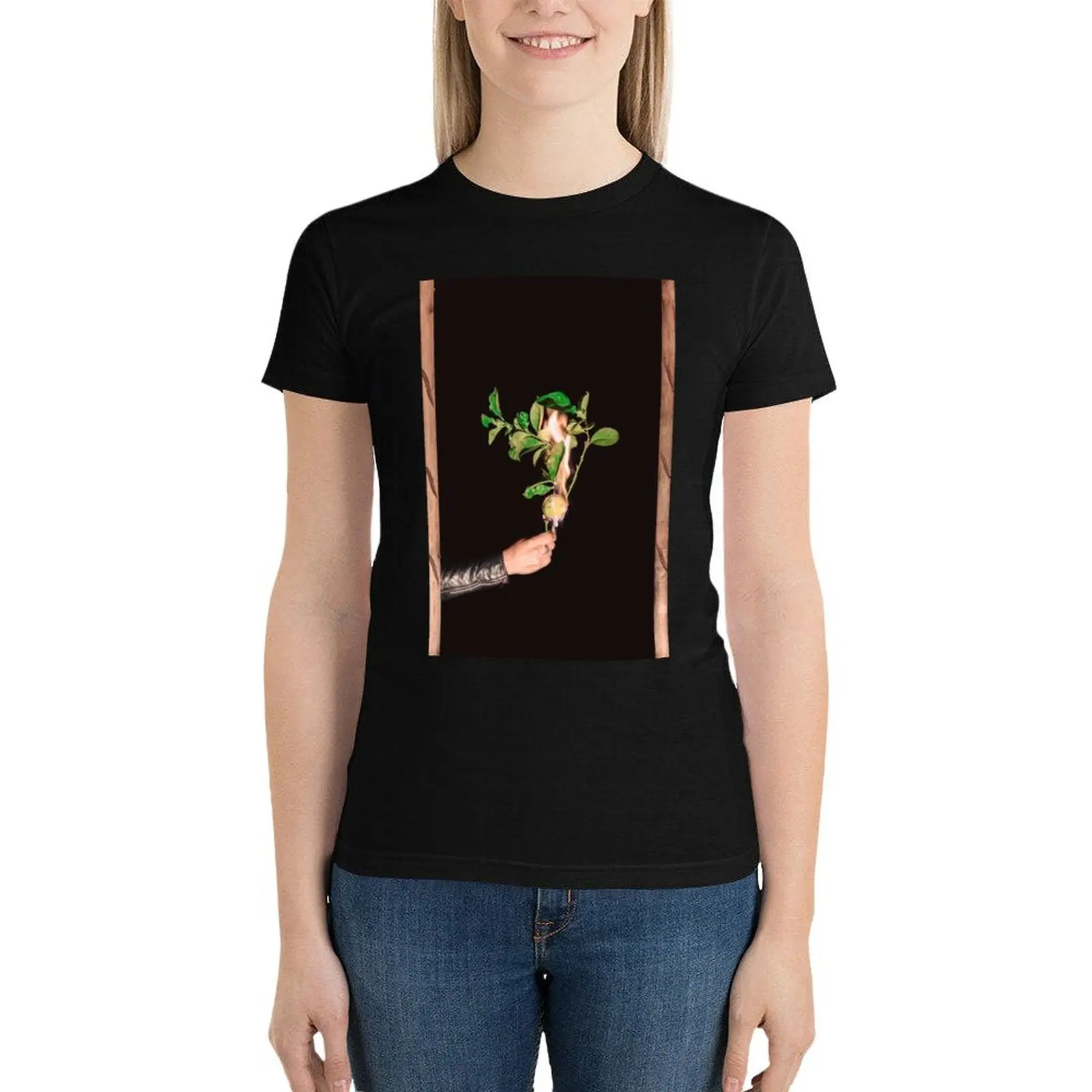 Framed picture of burning branch T-Shirt graphics female Blouse luxury designer clothing Women
Framed picture of burning branch T-Shirt graphics female Blouse luxury designer clothing Women