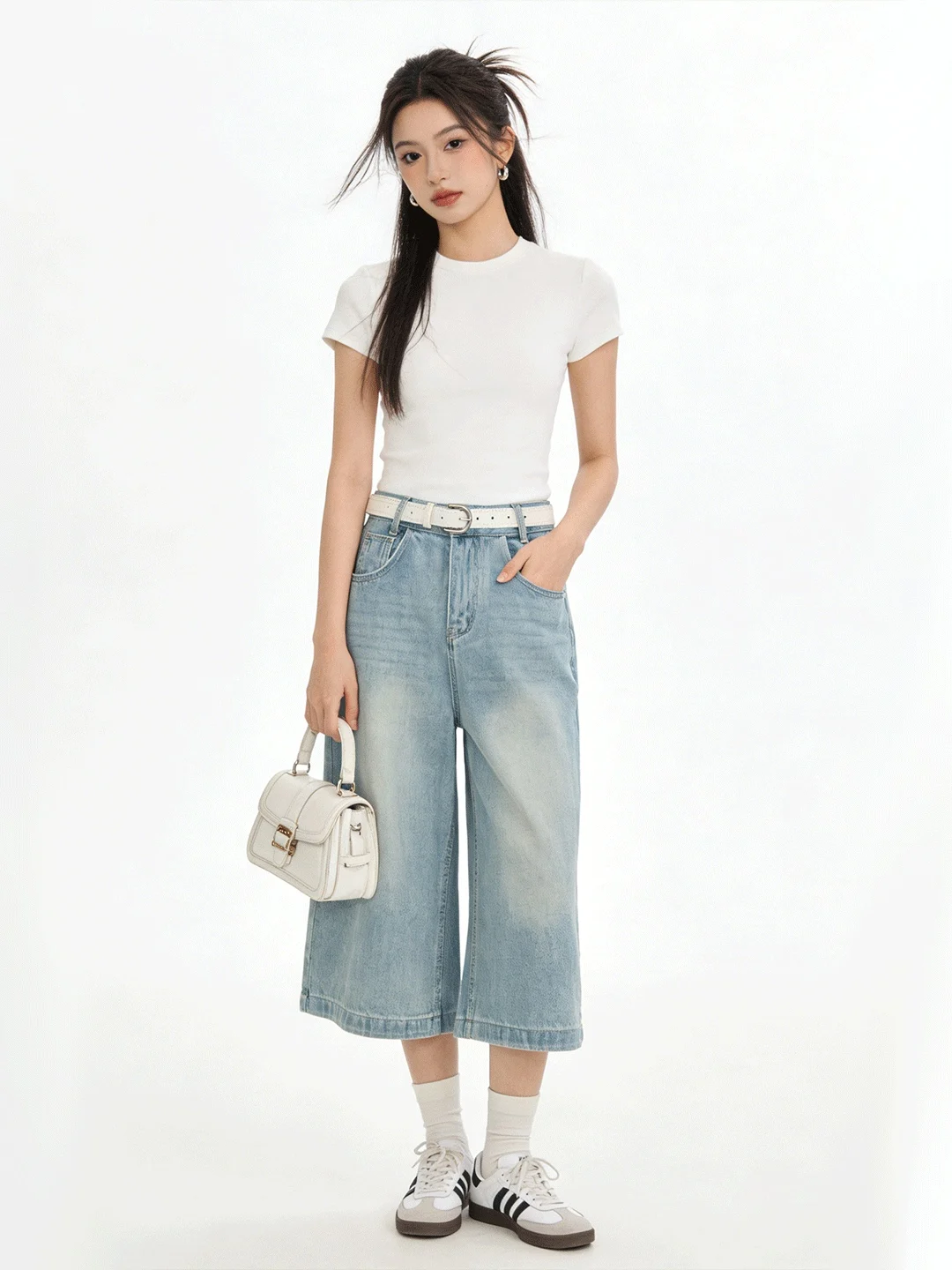 Waed Light Blue Wide Leg Jeans Commuter Casual Pants Loose Slimming Spring Korean Sle Seven-Foot Jeans Casual Loose Fit
Waed Light Blue Wide Leg Jeans Commuter Casual Pants Loose Slimming Spring Korean Sle Seven-Foot Jeans Casual Loose Fit