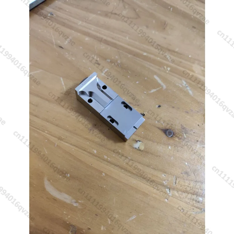 Laser Focusing Mirror, Fiber Focusing Mirror, High-power Focusing Mirror Fiber-specific Can Exceed 400w Optical Power
Laser Focusing Mirror, Fiber Focusing Mirror, High-power Focusing Mirror Fiber-specific Can Exceed 400w Optical Power
