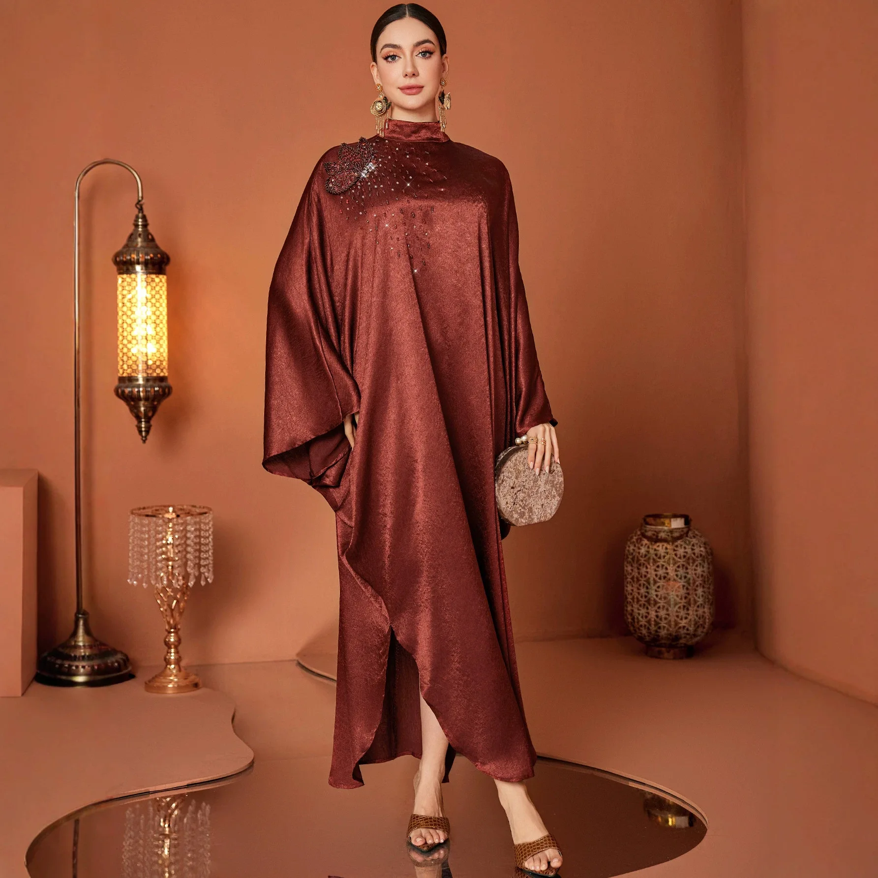 Satin Rhinestones Pearl Beads Abaya Dubai Kaftan Women Muslim Party Dress Ramadan Islam Jalabiya Morocco Kaftan Kebaya Caftan
Satin Rhinestones Pearl Beads Abaya Dubai Kaftan Women Muslim Party Dress Ramadan Islam Jalabiya Morocco Kaftan Kebaya Caftan