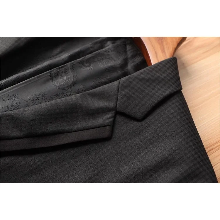 Чистый цветной деловой костюм Куртка для мужчин среднего возраста Повседневное модное шерстяное пальто на одной пуговице без подставки для бирки Подходит для бизнеса C...
Чистый цветной деловой костюм Куртка для мужчин среднего возраста Повседневное модное шерстяное пальто на одной пуговице без подставки для бирки Подходит для бизнеса C...