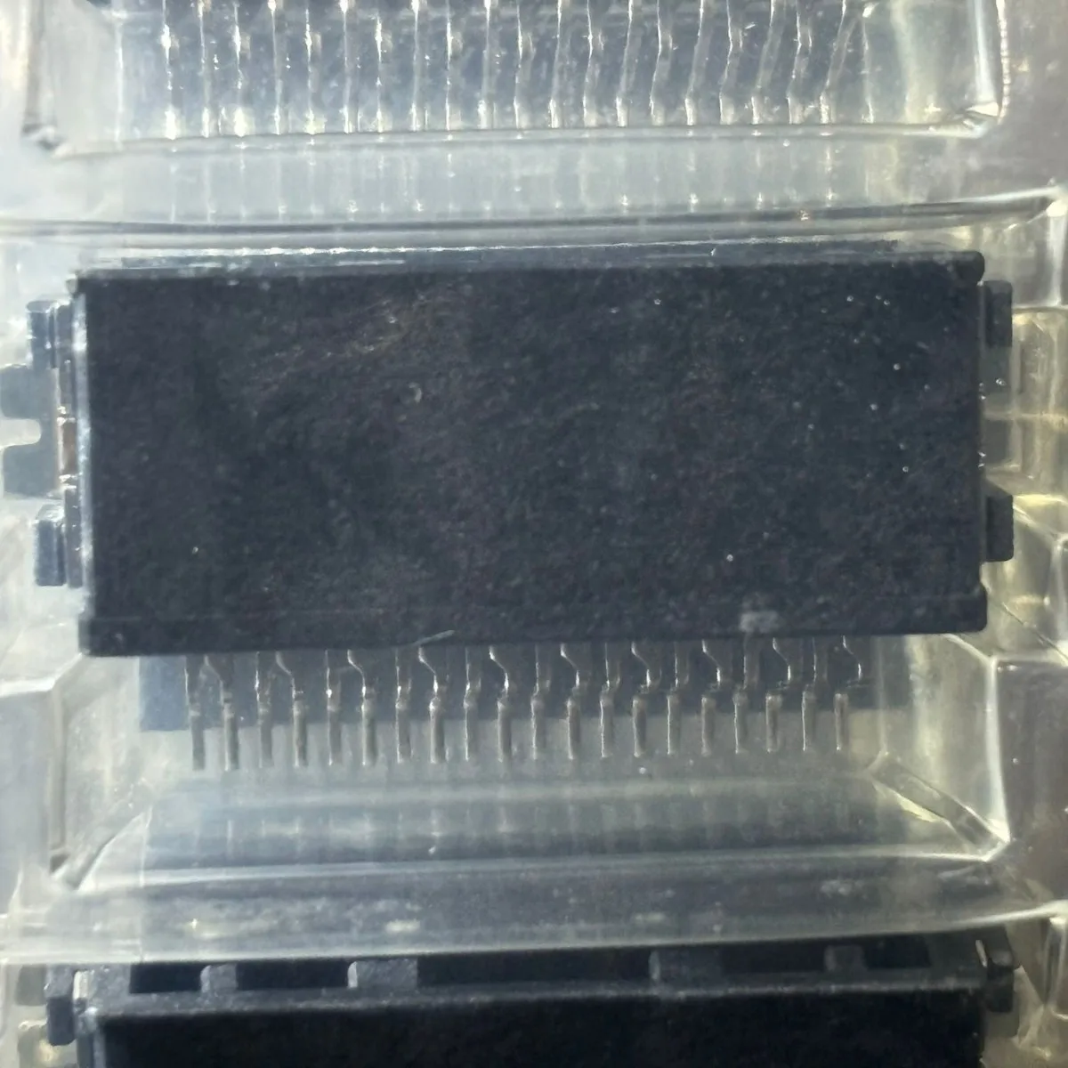 Разъем SM20B-CPTK-1A-TB «провод-плата» — это оригинальная интегральная схема микросхемы JST SMD-20P.
Разъем SM20B-CPTK-1A-TB «провод-плата» — это оригинальная интегральная схема микросхемы JST SMD-20P.