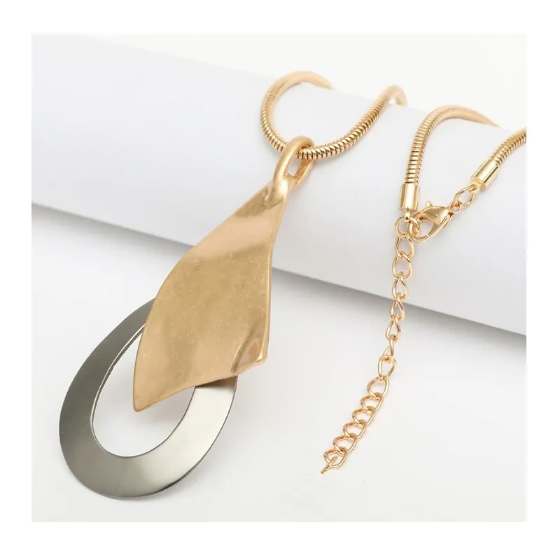Best-selling New Geometric Women's Long Metal Trend Exaggerated Personality Irregular Versatile Necklace
Best-selling New Geometric Women's Long Metal Trend Exaggerated Personality Irregular Versatile Necklace