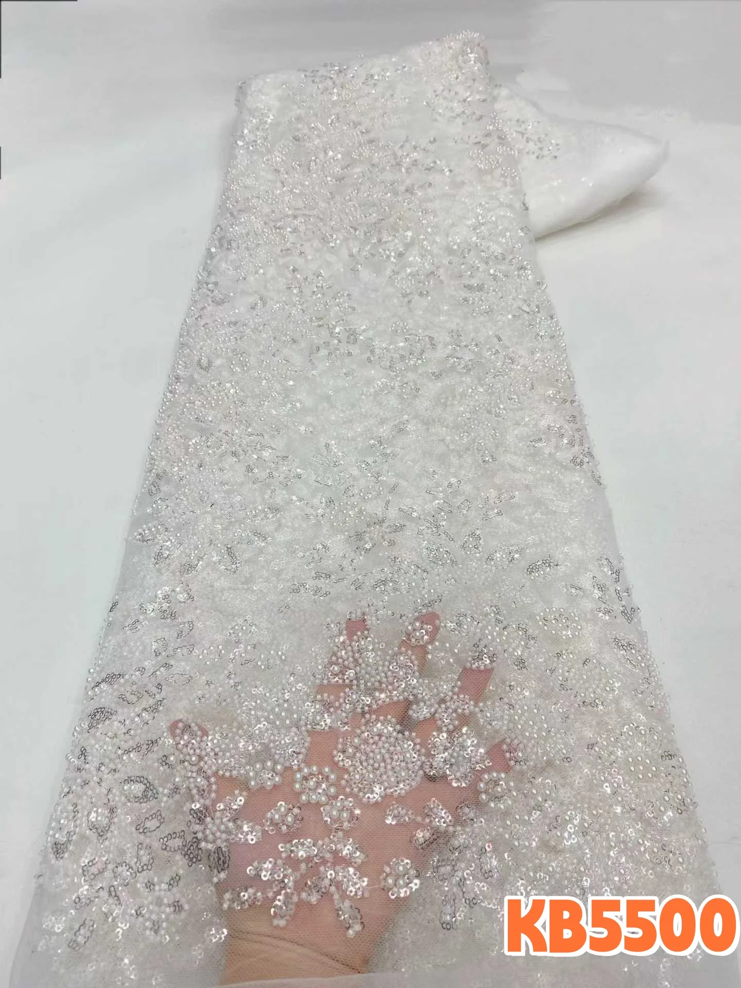 DREAMYALISI Beads Embroidery White Lace Fabric 5 Yards High Quality Beads Sequin Tulle Lace Fabric French Mesh For Sewing KB5500
DREAMYALISI Beads Embroidery White Lace Fabric 5 Yards High Quality Beads Sequin Tulle Lace Fabric French Mesh For Sewing KB5500