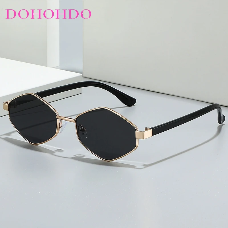 Vintage Punk Small Frame Polygonal Sunglasses Fashion Luxury Designer 2000s Sunglasses Driving Shades Travel UV400 Lentes De Sol
Vintage Punk Small Frame Polygonal Sunglasses Fashion Luxury Designer 2000s Sunglasses Driving Shades Travel UV400 Lentes De Sol