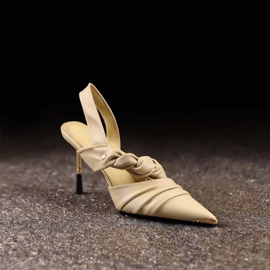 Luxury Soft Leather Thin-heeled Women's Shoes 2026 Summer New Elegant Anti-kick Metal Pointed Closed-toe Sandals
Luxury Soft Leather Thin-heeled Women's Shoes 2026 Summer New Elegant Anti-kick Metal Pointed Closed-toe Sandals