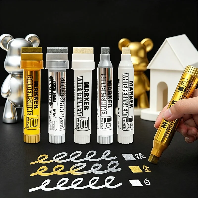 POP Metallic Marker 12/30mm Wide Tip Waterproof Gold Silver Supermarket Poster Advertising Paint Pen
POP Metallic Marker 12/30mm Wide Tip Waterproof Gold Silver Supermarket Poster Advertising Paint Pen