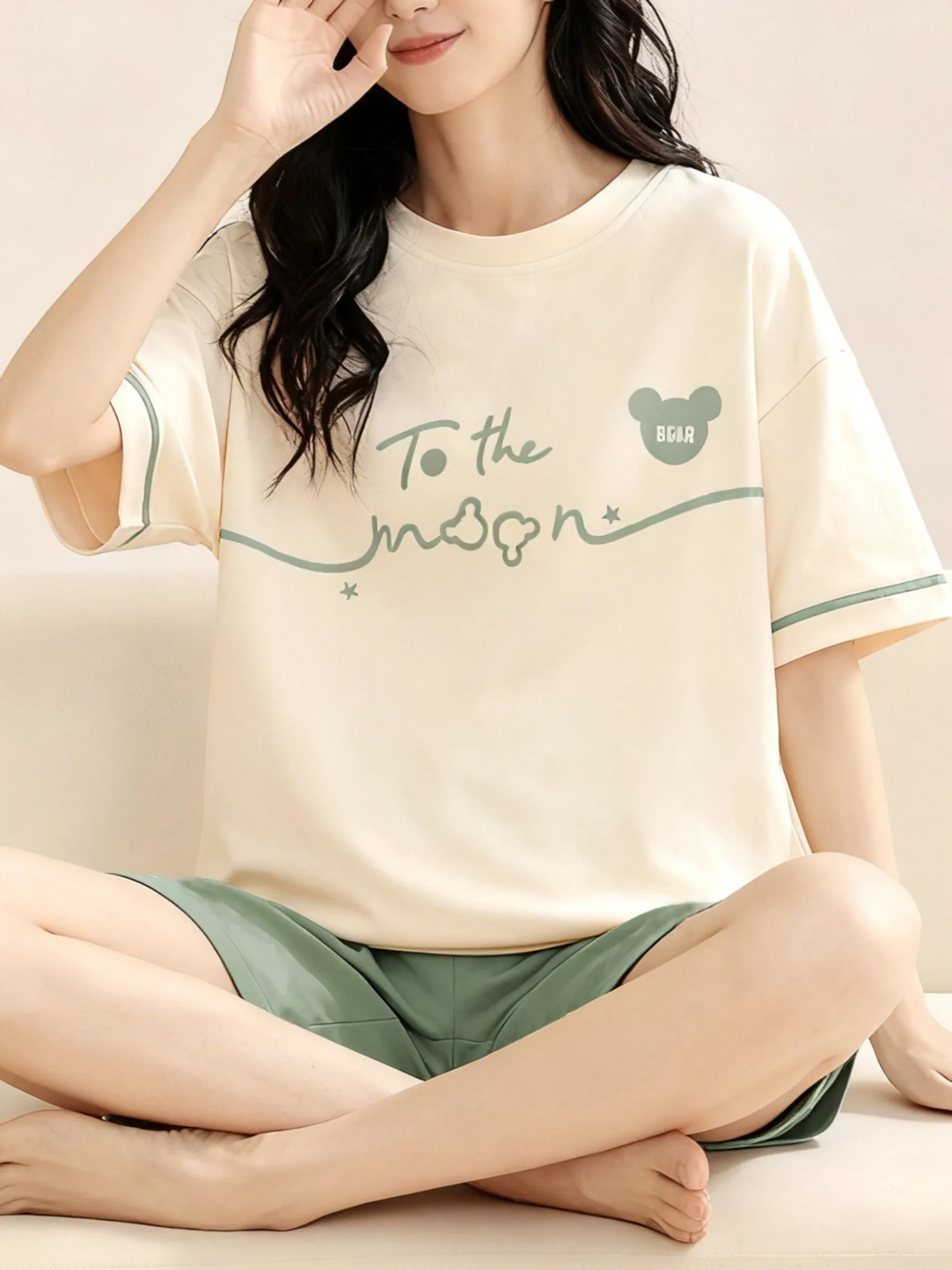 2026 Summer Women's Cute Bear Print Pajama Set Comfortable Breathable Quick Dry Short Sleeve Top & Solid Green Shorts Loungewear
2026 Summer Women's Cute Bear Print Pajama Set Comfortable Breathable Quick Dry Short Sleeve Top & Solid Green Shorts Loungewear