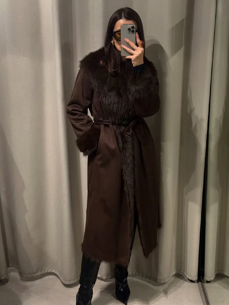 HH 2026 Fashion Women Reversible Faux Fur Coat Lapel Belts Pocket Decoration Long Sleeves Warm Long Outwear Woman Casual Jacket
HH 2026 Fashion Women Reversible Faux Fur Coat Lapel Belts Pocket Decoration Long Sleeves Warm Long Outwear Woman Casual Jacket