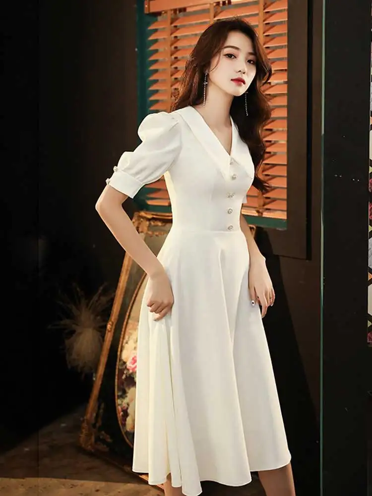 Элегантное белое женское платье-футляр с коротким рукавом и завышенной талией для выпускного вечера/свадьбы/торжественных мероприятий
Элегантное белое женское платье-футляр с коротким рукавом и завышенной талией для выпускного вечера/свадьбы/торжественных мероприятий