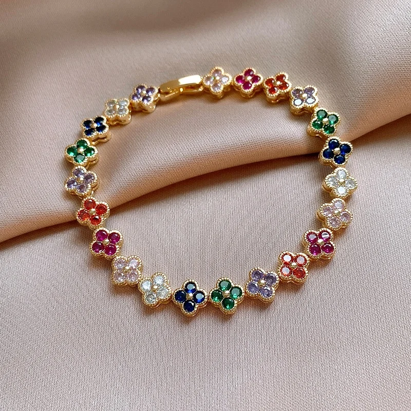 Classic Fashion Colored Crystal Flower Lucky Bracelet Women Personalized New Stainless Steel Bracelet Party Jewelry Accessories
Classic Fashion Colored Crystal Flower Lucky Bracelet Women Personalized New Stainless Steel Bracelet Party Jewelry Accessories