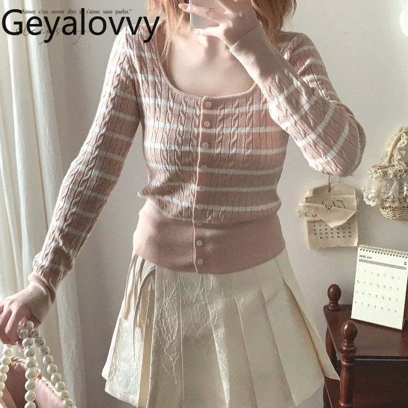 Sweet Girl's Square-neck Cable-knit Vintage Striped Knitted Cardigan Single-breasted Buttons Long Sleeves Versatile Sweater
Sweet Girl's Square-neck Cable-knit Vintage Striped Knitted Cardigan Single-breasted Buttons Long Sleeves Versatile Sweater