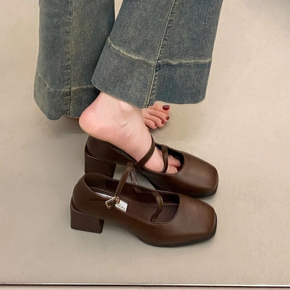 2026 New Women Soft Leather Loafers Chunky Heel Square Toe British Style Casual Shoes Spring Autumn Fashion Comfort Flats
2026 New Women Soft Leather Loafers Chunky Heel Square Toe British Style Casual Shoes Spring Autumn Fashion Comfort Flats