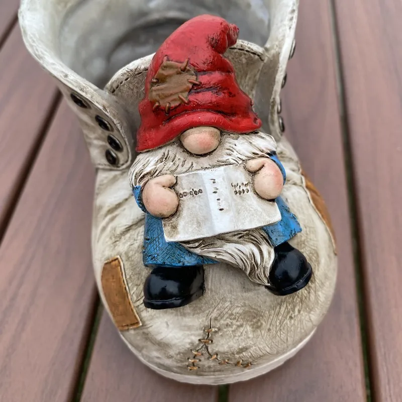 1pc, Boot-Shaped Succulent Vase, Succulent Flowerpot, Hand-Painted Decorative Flowerpot Made Of Colorful Resin Material Ornament
1pc, Boot-Shaped Succulent Vase, Succulent Flowerpot, Hand-Painted Decorative Flowerpot Made Of Colorful Resin Material Ornament