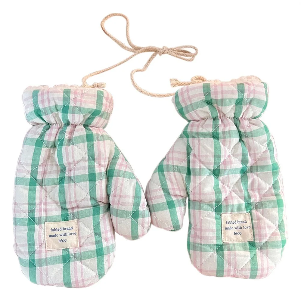 Милые висячие перчатки в клетку с узором на шею, сохраняющие тепло, ветрозащитные перчатки, защита рук, утолщенные варежки без пальцев, уличные
Милые висячие перчатки в клетку с узором на шею, сохраняющие тепло, ветрозащитные перчатки, защита рук, утолщенные варежки без пальцев, уличные