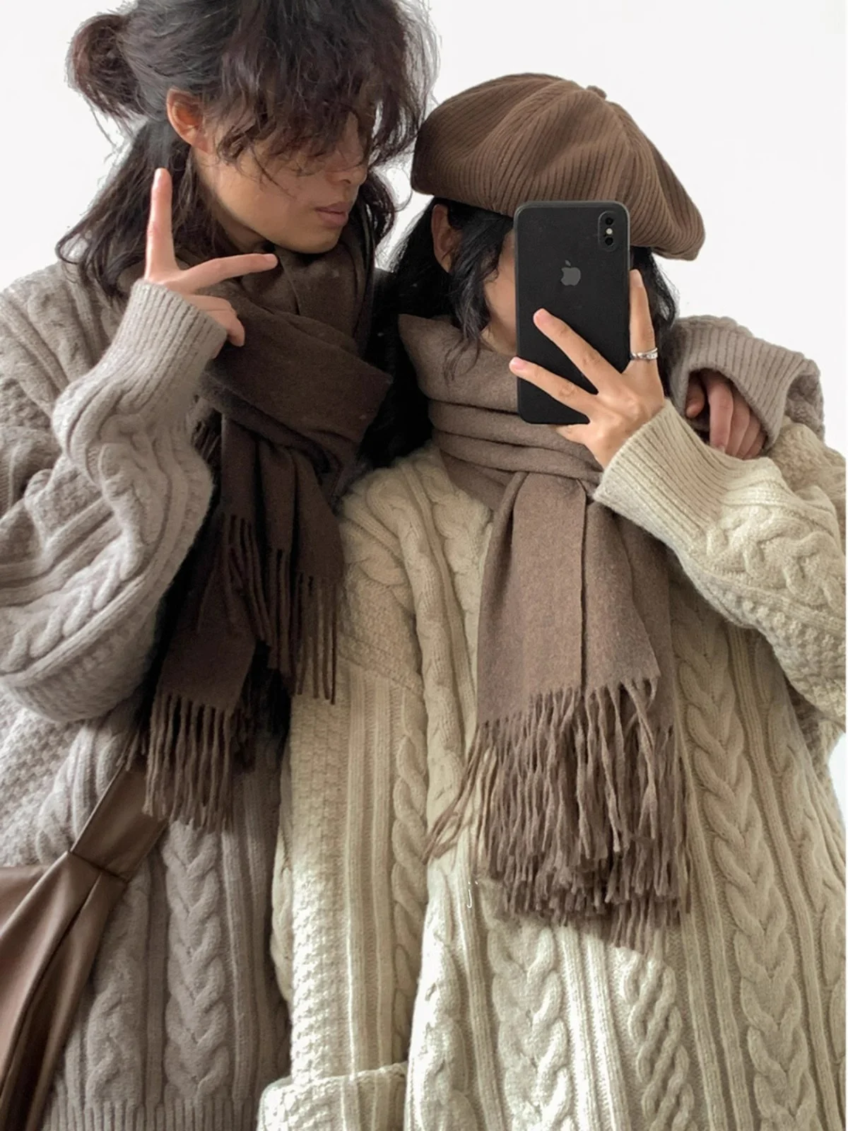 Мужской свободный свитер крупной вязки с круглым вырезом в японском ретро-стиле, повседневный, на осень-весну
Мужской свободный свитер крупной вязки с круглым вырезом в японском ретро-стиле, повседневный, на осень-весну