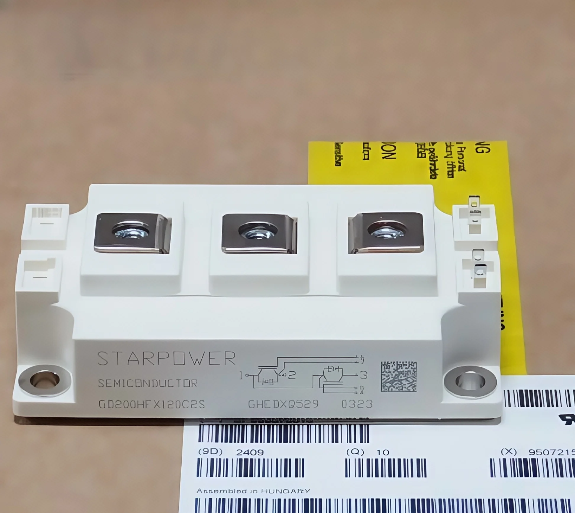 GD100HFL120C2S GD150HFL120C2S GD200HFY120C2S GD300HFX120C2S GD400HFX120C2S... Модуль STARPOWER, импортный оригинальный запас!
GD100HFL120C2S GD150HFL120C2S GD200HFY120C2S GD300HFX120C2S GD400HFX120C2S... Модуль STARPOWER, импортный оригинальный запас!
