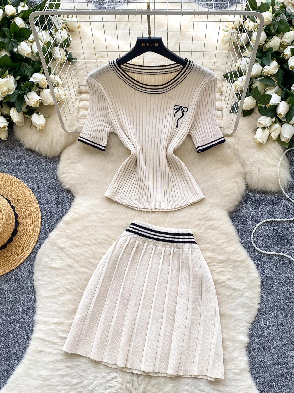 Высококачественный комплект из двух предметов Small Fraance Sle для женщин, осенний винтажный цветной круглый вязаный топ Ne ort Sve с Pl...
Высококачественный комплект из двух предметов Small Fraance Sle для женщин, осенний винтажный цветной круглый вязаный топ Ne ort Sve с Pl...