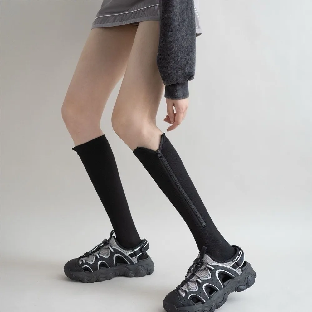 Stripe Pressure Socks Breathable Elastic Compress Zipper Socks Sweat-Absorbing Comfortable Cycling Sports Socks Outdoor Exercise
Stripe Pressure Socks Breathable Elastic Compress Zipper Socks Sweat-Absorbing Comfortable Cycling Sports Socks Outdoor Exercise