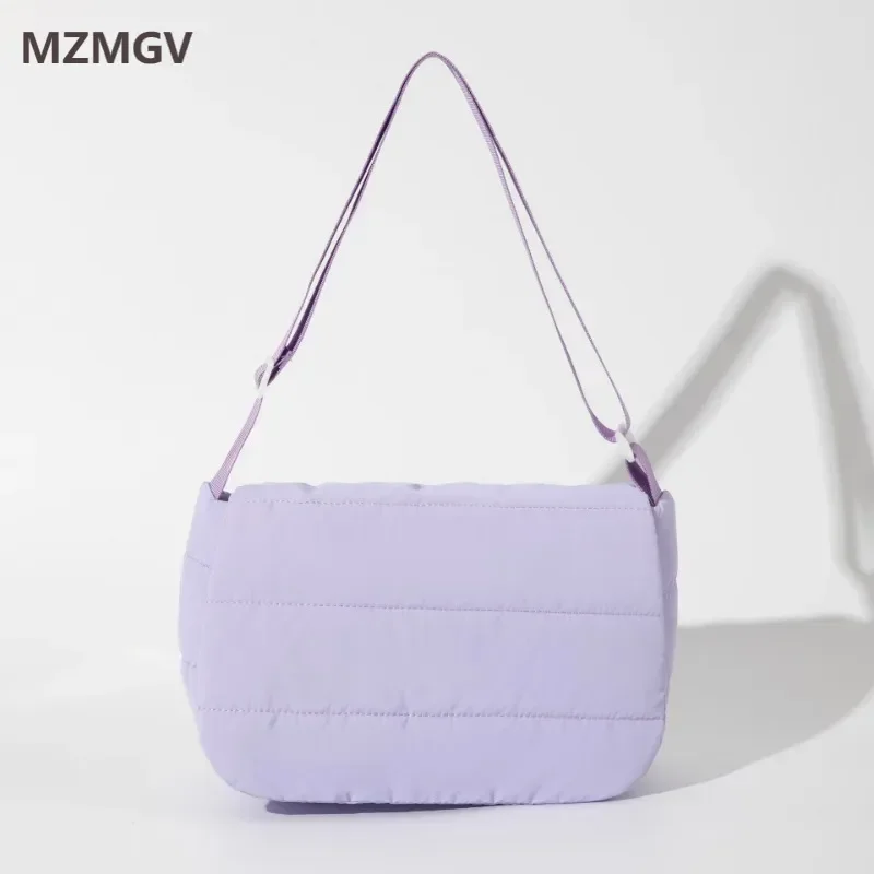 Casual Quilted Padded Nylon Shoulder Bags for Women Autumn Winter Light Weight Down Cotton Crossbody Bag Lady Handbags 2024
Casual Quilted Padded Nylon Shoulder Bags for Women Autumn Winter Light Weight Down Cotton Crossbody Bag Lady Handbags 2024