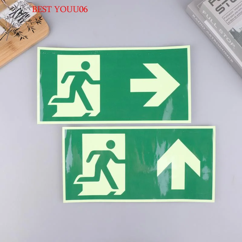(YOUU06)1 Luminous Exit Sign - Emergency Evacuation Safety Wall Decal, Fire Evacuation Indicator With Green Border
(YOUU06)1 Luminous Exit Sign - Emergency Evacuation Safety Wall Decal, Fire Evacuation Indicator With Green Border