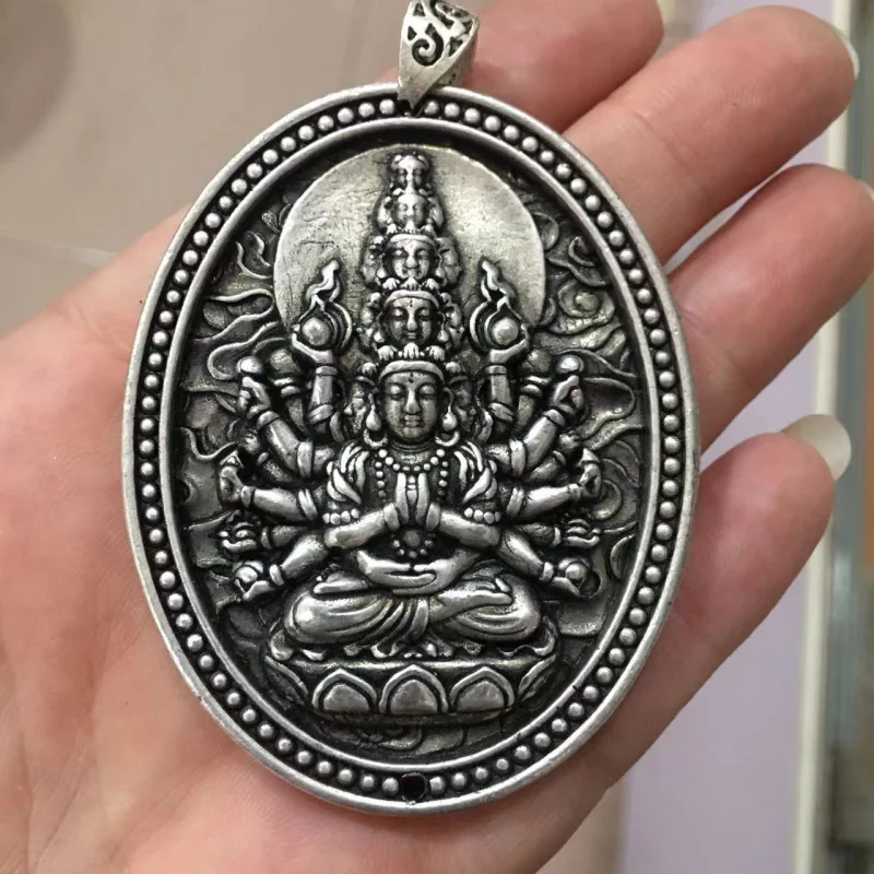 Кулон-подвеска в тибетском стиле из серебра с изображением Тысячерукого Авалокитешвары Будды, для мужчин и женщин.
Кулон-подвеска в тибетском стиле из серебра с изображением Тысячерукого Авалокитешвары Будды, для мужчин и женщин.