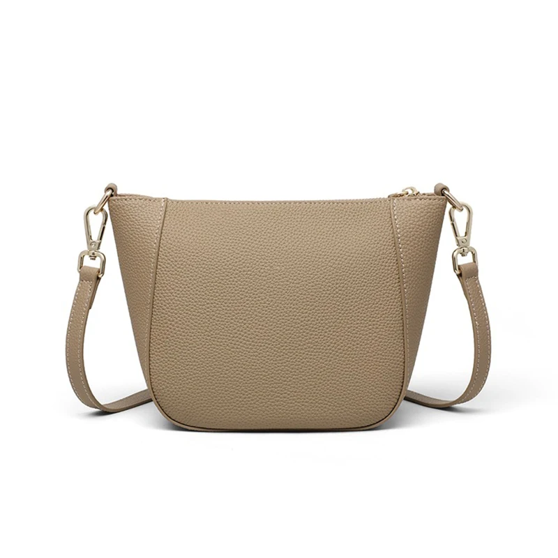 2026 New Women Bag Casual Top Layer Cowhide Dumpling Bag All-match One-shoulder Mobile Phone Messenger Bag Female
2026 New Women Bag Casual Top Layer Cowhide Dumpling Bag All-match One-shoulder Mobile Phone Messenger Bag Female