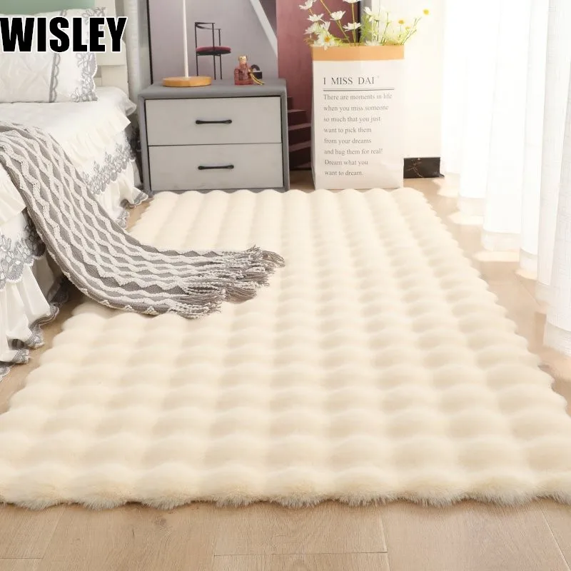 Luxury Fluffy Carpets for Living Room Shaggy Faux Rabbit Fur Mat Soft Bubble Velvet Area Rug Anti-slip Bedroom Bedside Floor Mat
Luxury Fluffy Carpets for Living Room Shaggy Faux Rabbit Fur Mat Soft Bubble Velvet Area Rug Anti-slip Bedroom Bedside Floor Mat