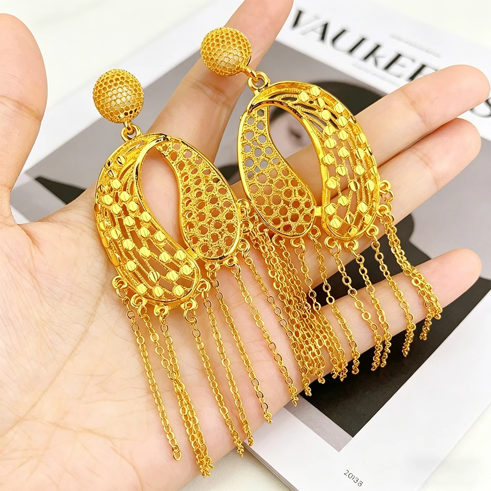 Fashion Tassel Earring Jewelry Gold Color Earring Dubai Set Hollow Earring Women Classic Jewelry African Set Party Gift Daily
Fashion Tassel Earring Jewelry Gold Color Earring Dubai Set Hollow Earring Women Classic Jewelry African Set Party Gift Daily