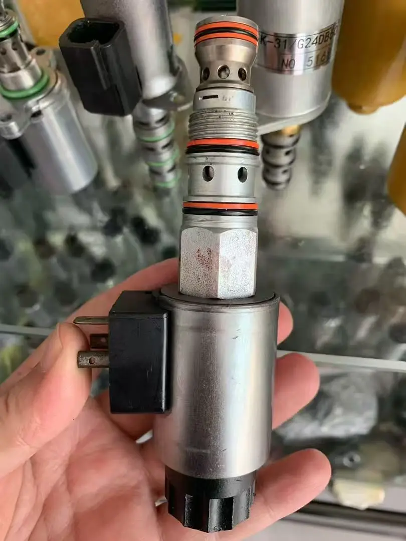 SUN VALVE DMDA-MNN 770-224 Hydraulic Coil
SUN VALVE DMDA-MNN 770-224 Hydraulic Coil