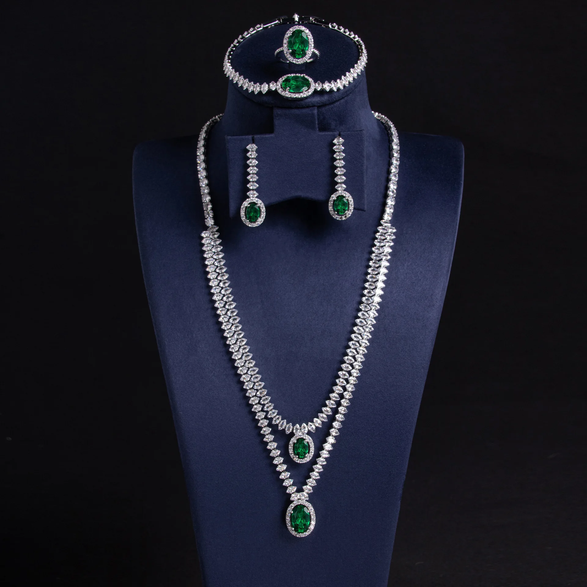 Korean bride geometric zircon multi-color optional micro-inlaid accessories necklace earrings bracelet ring wedding accessories
Korean bride geometric zircon multi-color optional micro-inlaid accessories necklace earrings bracelet ring wedding accessories