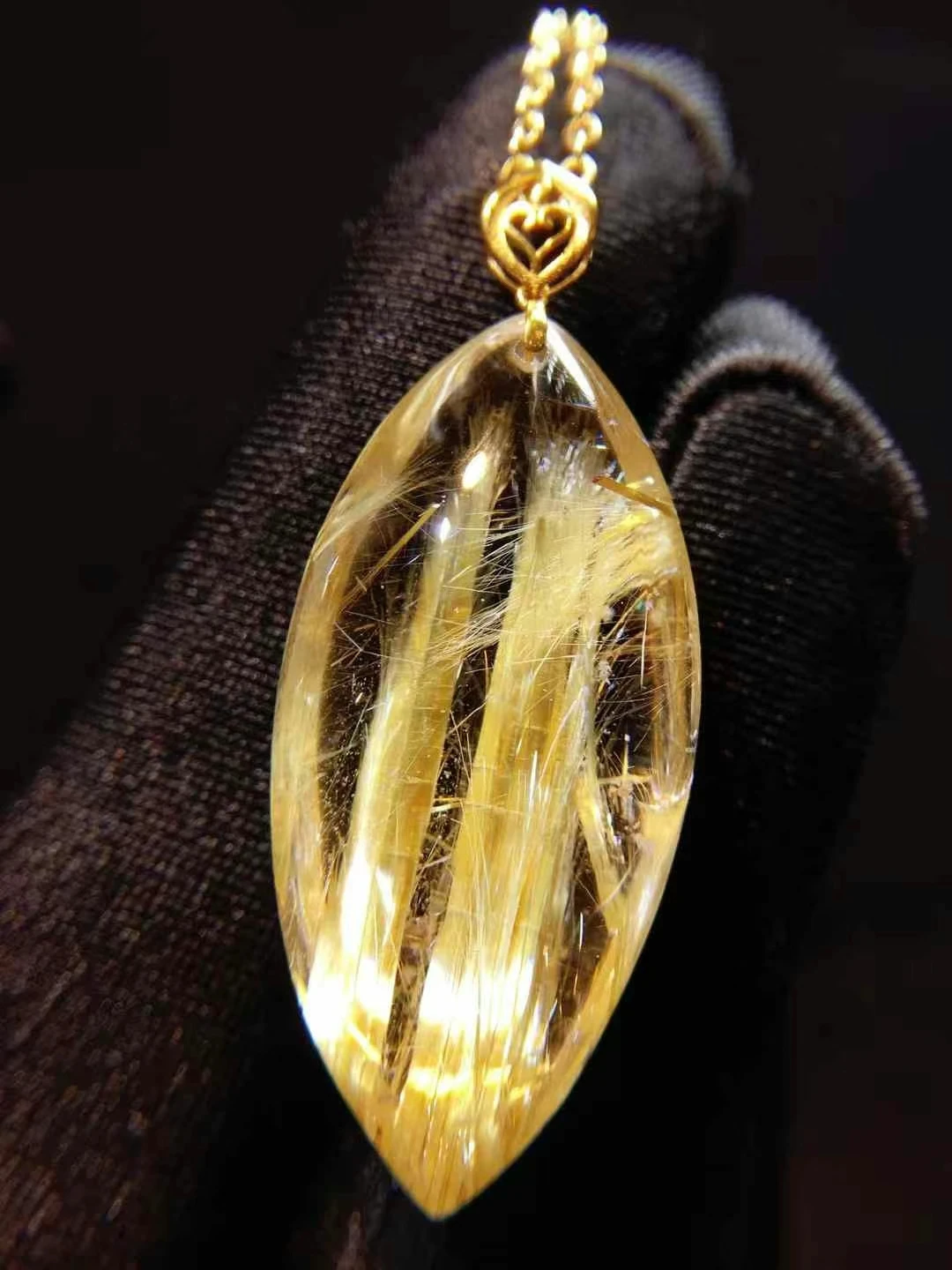 Natural Gold Rutilated Quartz Pendant Necklace Jewelry 32.2*15.6*10.6mm Water Drop Yellow Rutilated Women Men AAAAAAA
Natural Gold Rutilated Quartz Pendant Necklace Jewelry 32.2*15.6*10.6mm Water Drop Yellow Rutilated Women Men AAAAAAA