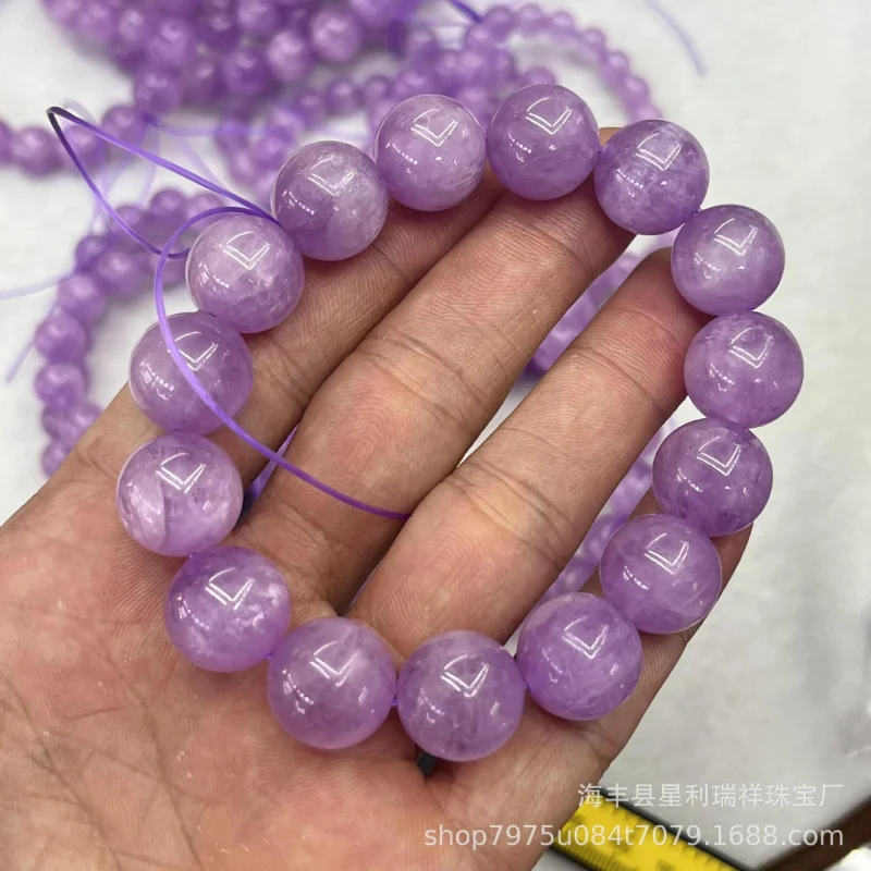 Purple Spodumene Buddha Smooth's Eye Round Bead Single Loop Bracelet
Purple Spodumene Buddha Smooth's Eye Round Bead Single Loop Bracelet