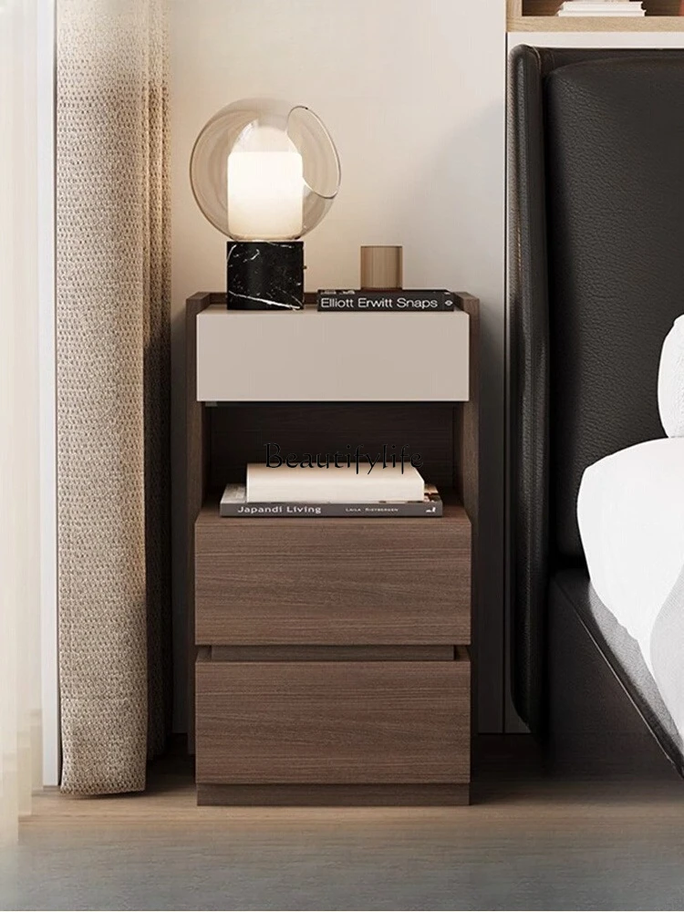 Italian Style Minimalist Solid Wood Bedside Cabinet Household Bedroom Storage Cabinet
Italian Style Minimalist Solid Wood Bedside Cabinet Household Bedroom Storage Cabinet