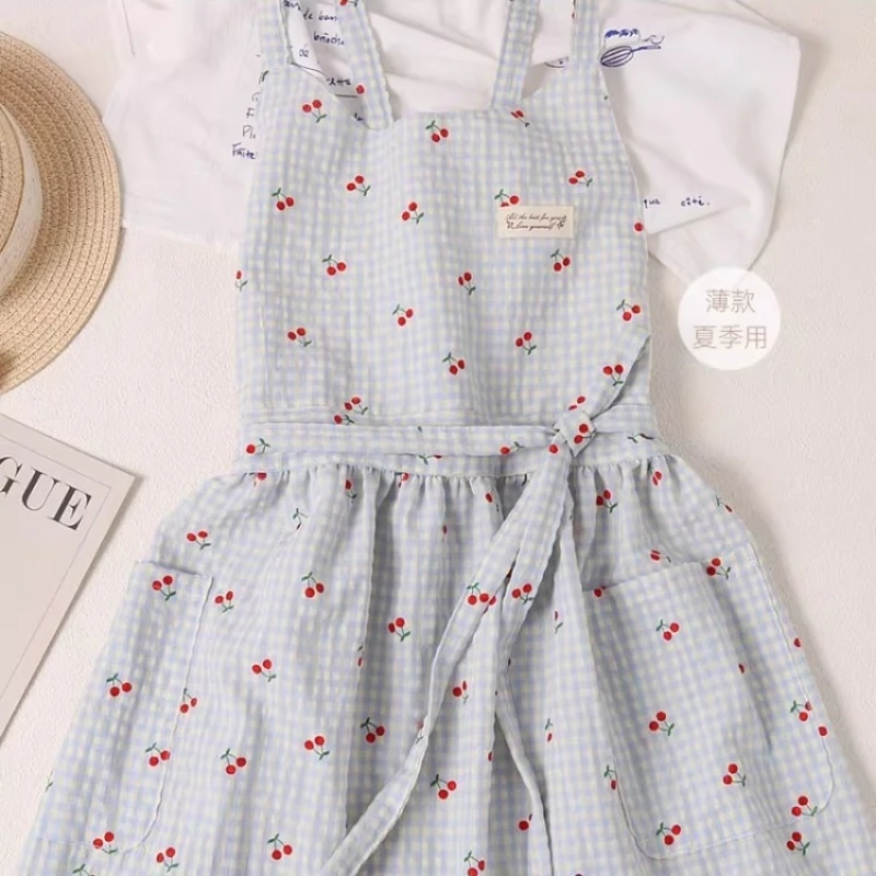 Korean Breathable Thin Apron Cherry Princess Plaid Bubble Cotton Kitchen Home Kitchen Use New Adjustable Straps for Women Girls
Korean Breathable Thin Apron Cherry Princess Plaid Bubble Cotton Kitchen Home Kitchen Use New Adjustable Straps for Women Girls