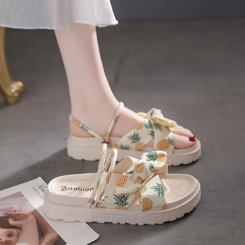 Trendy Fairy Style Platform Sandals for Women 2026 New Summer Convertible Beach Slippers Outdoor Fashion Footwear
Trendy Fairy Style Platform Sandals for Women 2026 New Summer Convertible Beach Slippers Outdoor Fashion Footwear