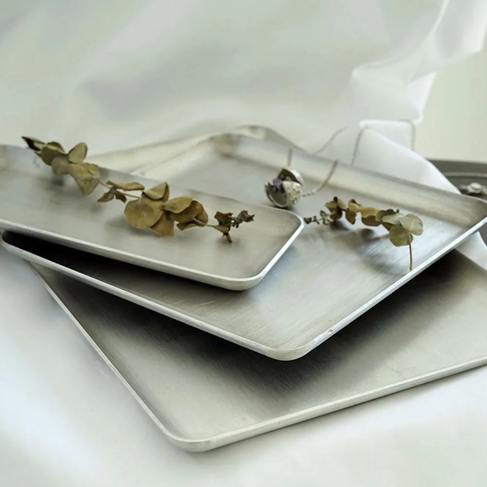 Rustic Retro Tray Aluminum Plate for Food Serving Elegant Design Long Lasting Practical Use Storage Cake Bread Fruit Display
Rustic Retro Tray Aluminum Plate for Food Serving Elegant Design Long Lasting Practical Use Storage Cake Bread Fruit Display