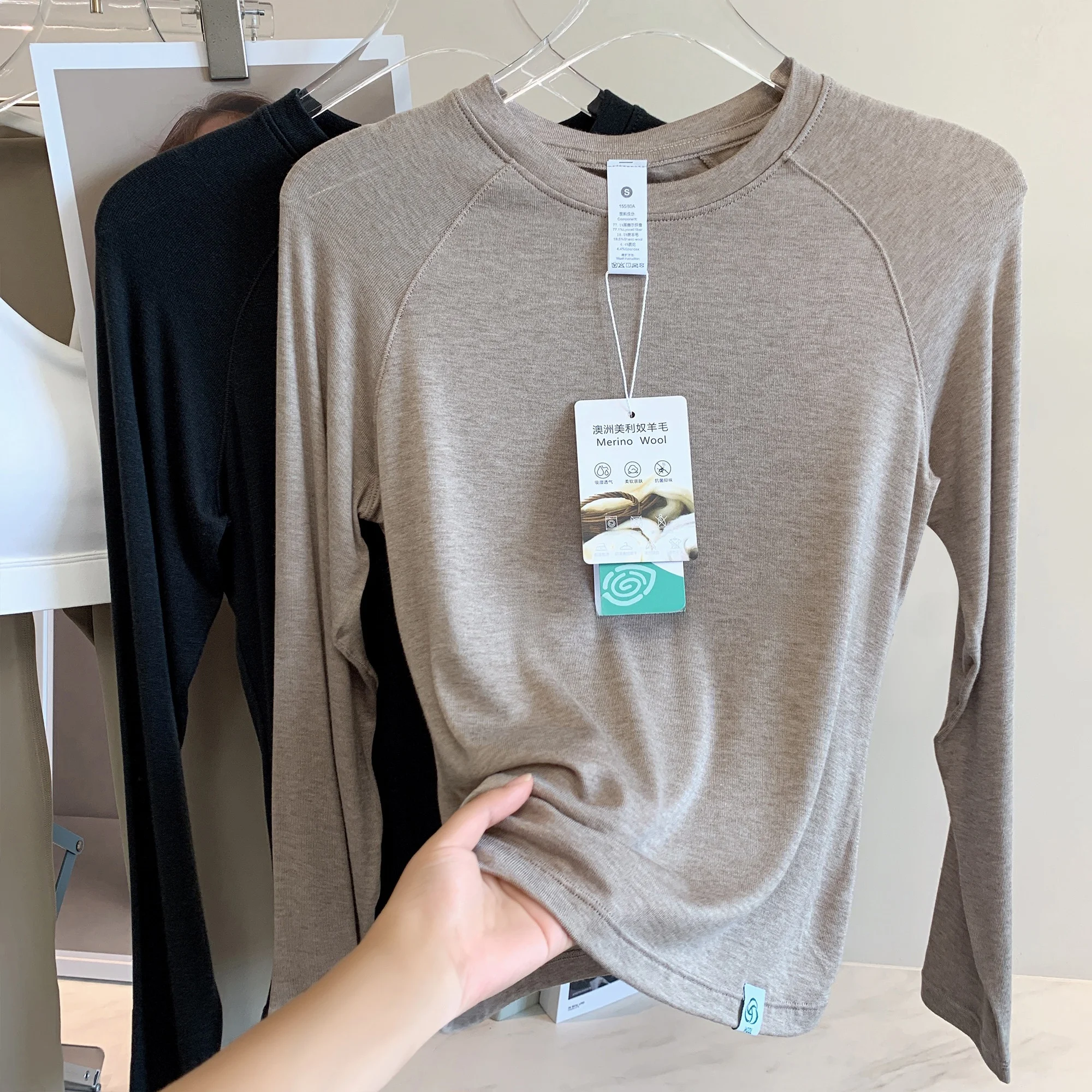 Elastic Fitn Clothing Women's Long Sve Yoga Sportswear Merino Wool Casual Sle Running Top Sweat Absorbent Breathable
Elastic Fitn Clothing Women's Long Sve Yoga Sportswear Merino Wool Casual Sle Running Top Sweat Absorbent Breathable