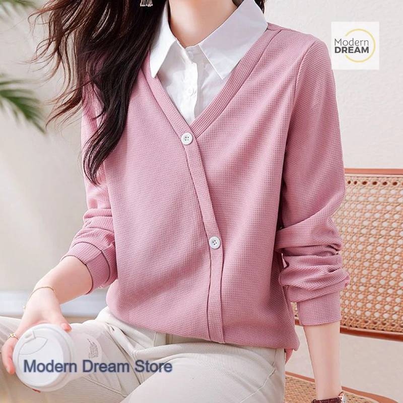 French new wind shirt lapel splicing Waffle long sleeve T-shirt women's spring and autumn new sweater fake two fashion tops 
French new wind shirt lapel splicing Waffle long sleeve T-shirt women's spring and autumn new sweater fake two fashion tops