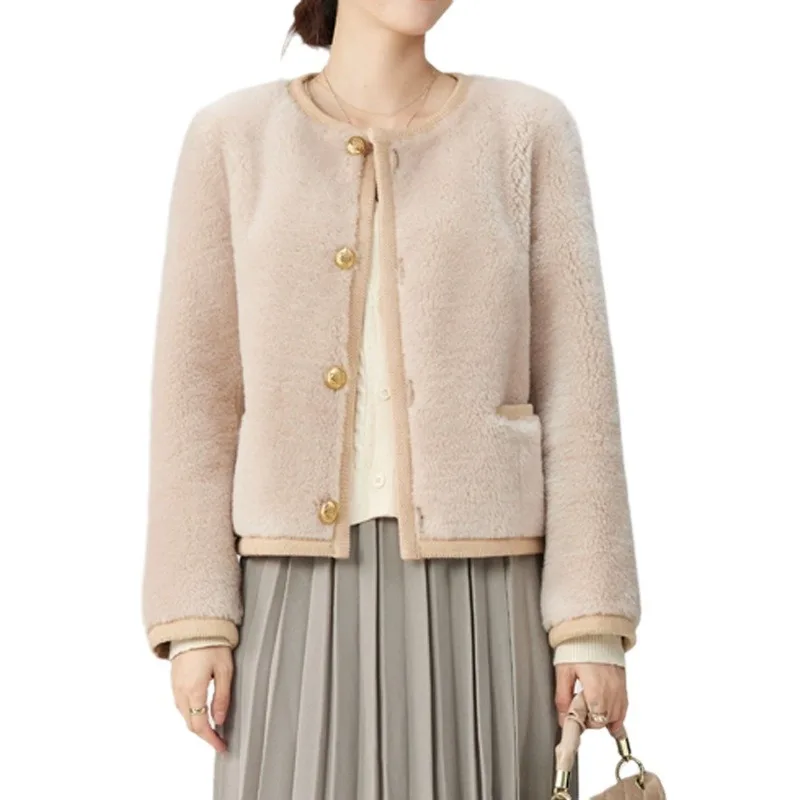 2024 Women's Lamb Wool Grain Cashmere Fur Integrated Short Jacket Winter New Fur Coat
2024 Women's Lamb Wool Grain Cashmere Fur Integrated Short Jacket Winter New Fur Coat