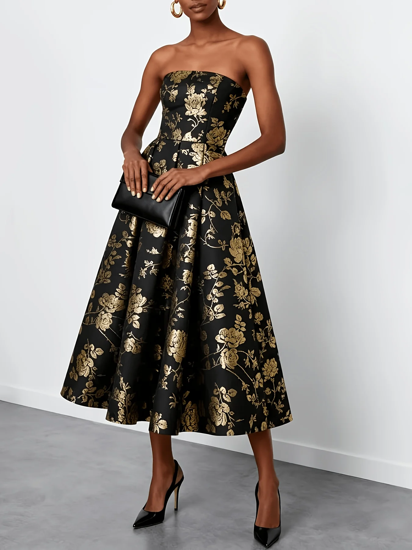 Retro print plunging V-neck sleeveless dress - luxurious gold-embroidered evening gown for formal party lady with puff sleeves
Retro print plunging V-neck sleeveless dress - luxurious gold-embroidered evening gown for formal party lady with puff sleeves