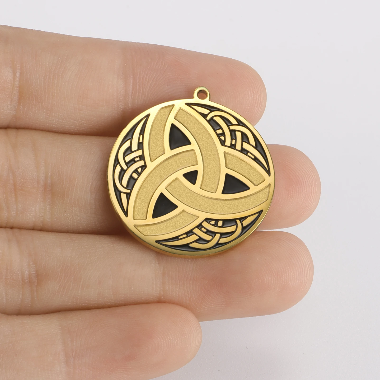 5PCS Stainless steel Celtic Viking mysterious fashion pendant for jewelry accessories making 
5PCS Stainless steel Celtic Viking mysterious fashion pendant for jewelry accessories making