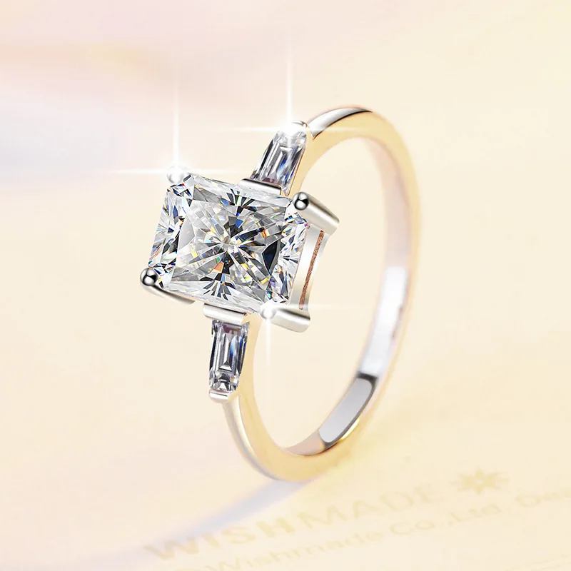 PT950 Platinum 2Ct Moissanite Emerald & Radiant Cut Ring Women's- Anti-tarnish hypoallergenic, shiny elegant, luxury retro style
PT950 Platinum 2Ct Moissanite Emerald & Radiant Cut Ring Women's- Anti-tarnish hypoallergenic, shiny elegant, luxury retro style