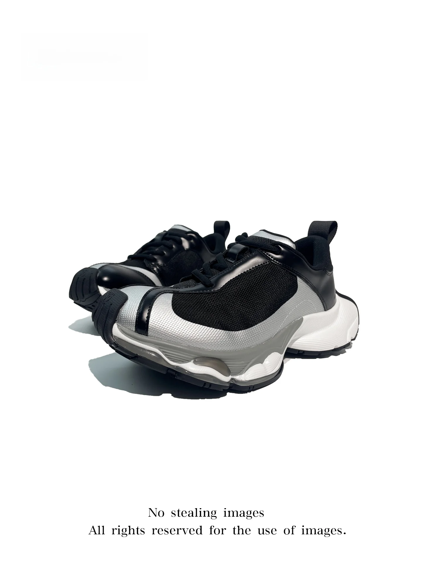 Mib'Vias Parisian Retro Thick-Heeled Dad Sneakers Unisex Casual Patchwork Sports Shoes Breathable Comfortable Rubber Sole
Mib'Vias Parisian Retro Thick-Heeled Dad Sneakers Unisex Casual Patchwork Sports Shoes Breathable Comfortable Rubber Sole