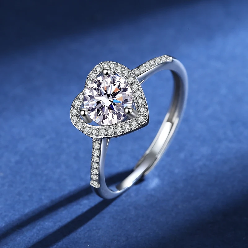 N 1ct D Color Moissanite Rings for Women Sparkling Diamond Wedding Band S925 Sterling Silver Jewelry GRA Adjustable Opening Ring
N 1ct D Color Moissanite Rings for Women Sparkling Diamond Wedding Band S925 Sterling Silver Jewelry GRA Adjustable Opening Ring