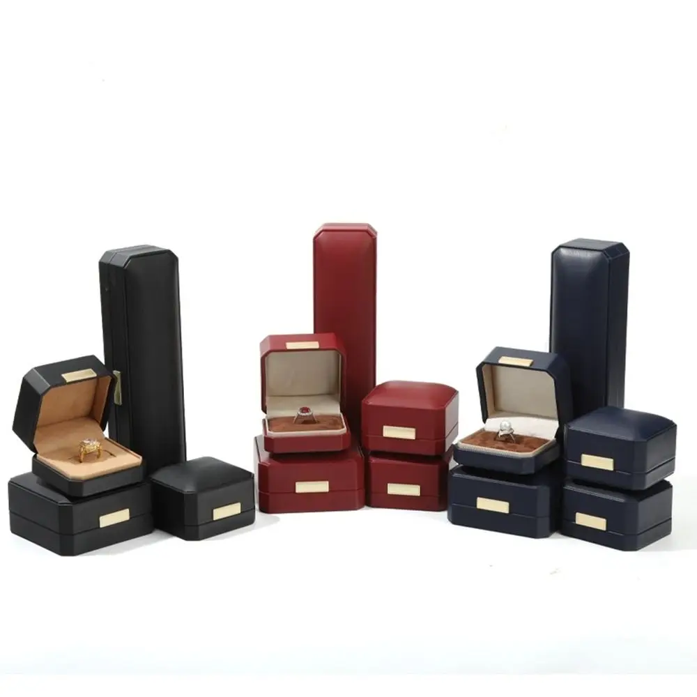 Practical Classic Design PU Leather Jewelry Boxes Octagon Large Capacity Jewelry Storage Box Dustproof Jewelry Gift Box Ring
Practical Classic Design PU Leather Jewelry Boxes Octagon Large Capacity Jewelry Storage Box Dustproof Jewelry Gift Box Ring